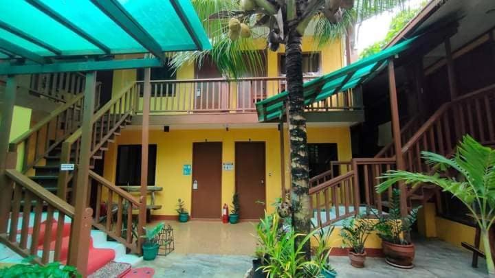 Mam Olson Pensionne House El Nido Exterior photo